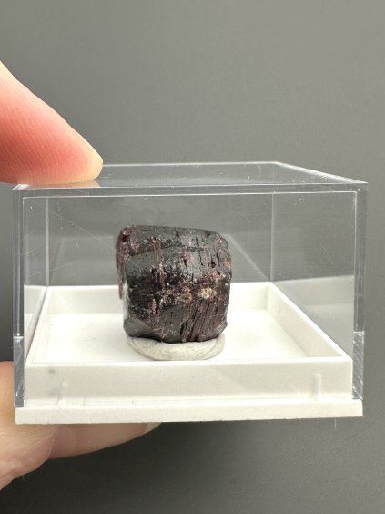 Garnet – China