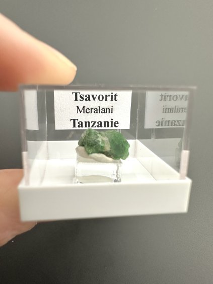 Tsavorite – Meralani, Tanzania