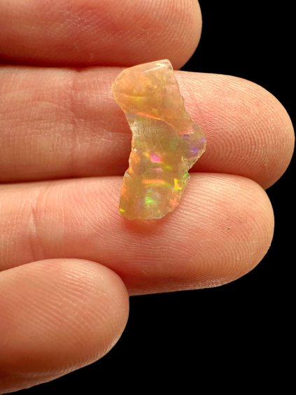 Precious opal 1ct – Welo, Ethiopia