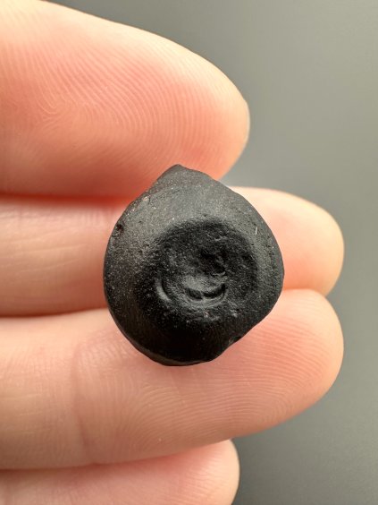 Australite "button" 1,8g – Kalgoorlie, Western Australia