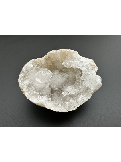 Quartz crystal geode – Morocco