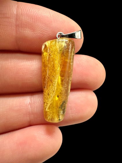 Amber pendant