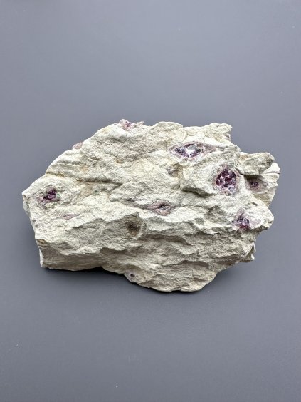 Pyrop in Serpentinit – Wanzenau, Österreich