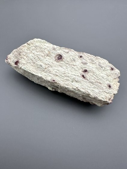 Pyrop in Serpentinit – Wanzenau, Österreich