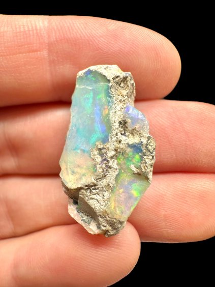 Precious opal 16ct – Welo, Ethiopia