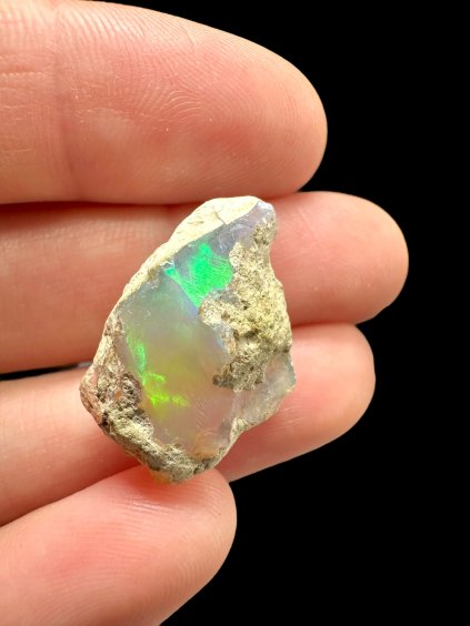 Precious opal – Welo, Ethiopia