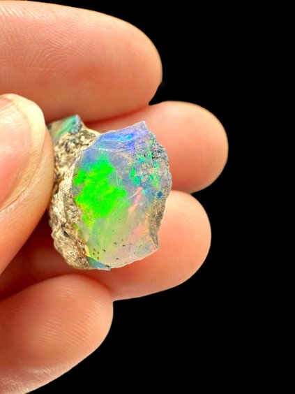Precious opal 12,5ct – Welo, Ethiopia