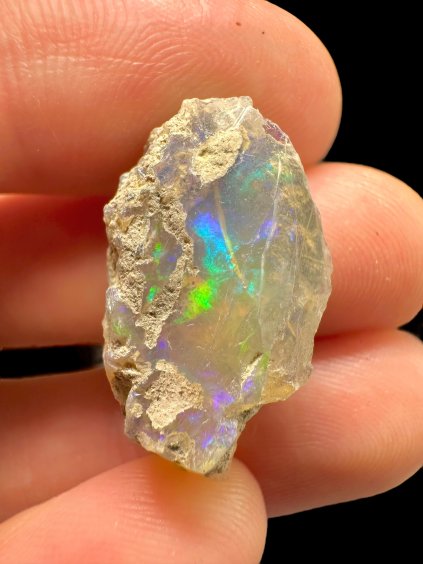 Precious opal – Welo, Ethiopia