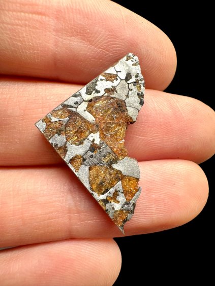 Meteorit Hassi el Biod 002 – 2,7g – Alžírsko