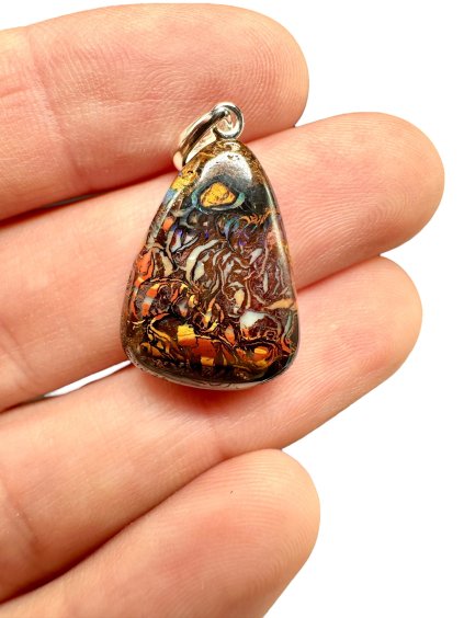 Silberanhänger aus australischem Boulder-Opal