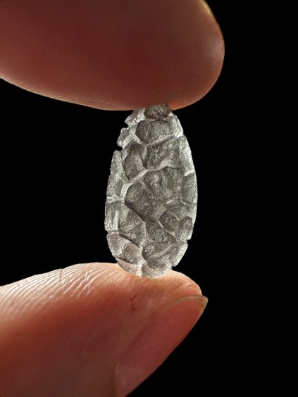 Carpathian obsidian 1g (Hedgehog) – Slovakia