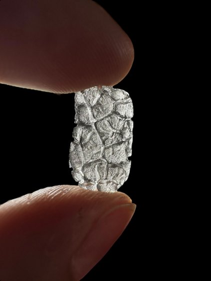 Carpathian obsidian 1g (Hedgehog) – Slovakia