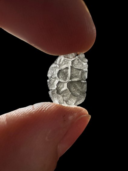 Carpathian obsidian 0,9g (Hedgehog) – Slovakia