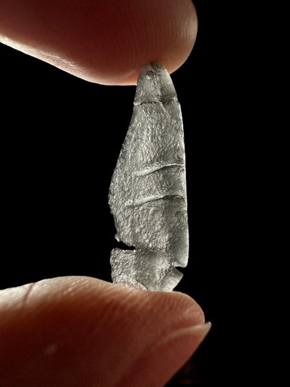 Carpathian obsidian 0,7g (Hedgehog) – Slovakia