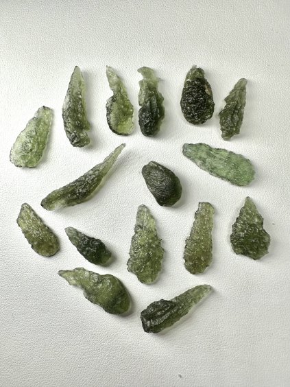 Moldavite shards – drops – 17,8g