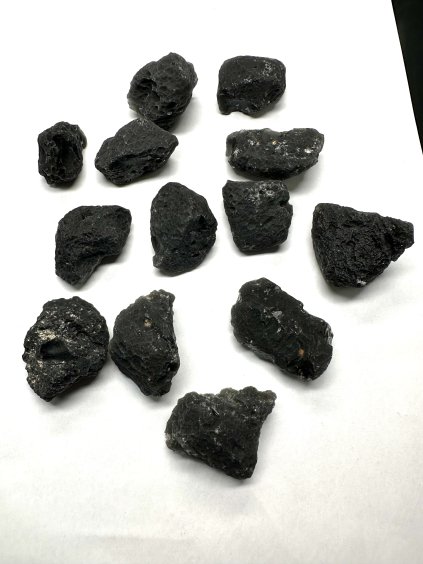 Slovak obsidian 300g (13-32g)
