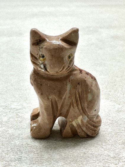 Animal made of soapstone – cat