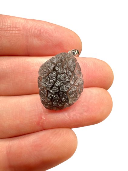 Pendant made from carpathian obsidian 2,3g