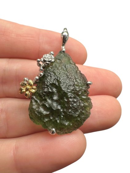 Silver moldavite pendant with gold-plated elements 8,1g