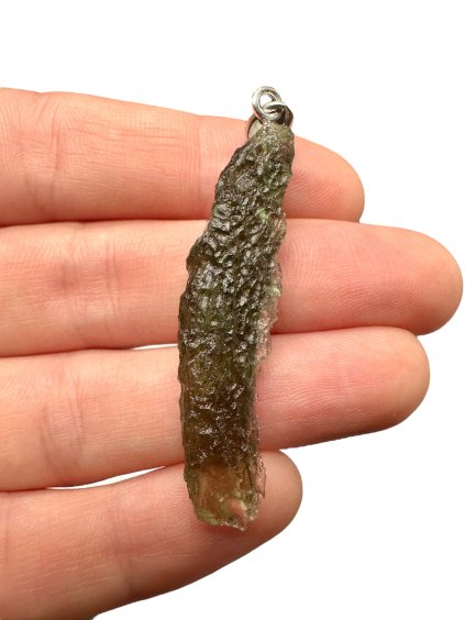 Stříbrný vltavínový přívěsek 3,7g