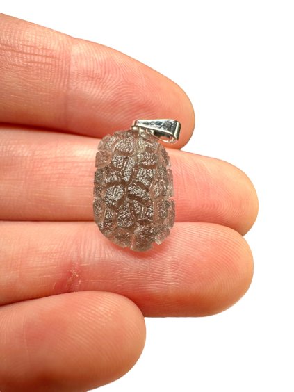 Pendant made from carpathian obsidian 1,5g