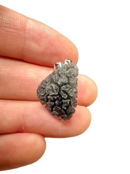 Pendant made from carpathian obsidian 2,5g