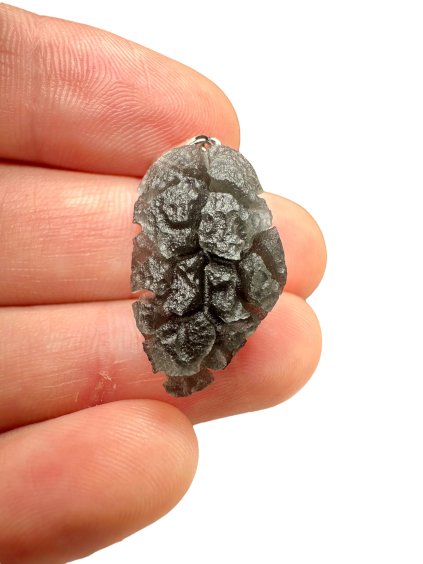 Pendant made from carpathian obsidian 3,2g