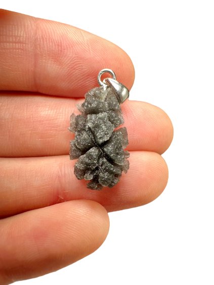 Silver pendant made from carpathian obsidian 2g