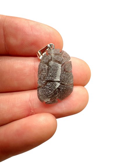 Pendant made from carpathian obsidian 2,2g