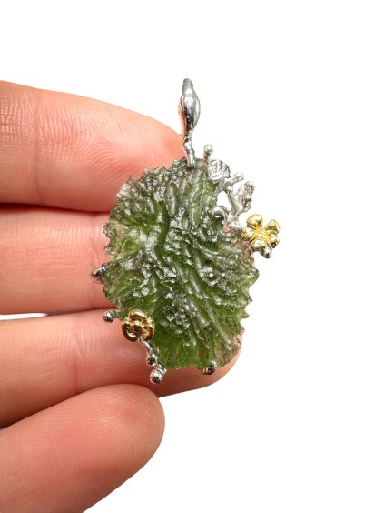 Silver moldavite pendant with gold-plated elements 8,8g