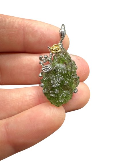 Silver moldavite pendant with gold-plated elements 5,9g