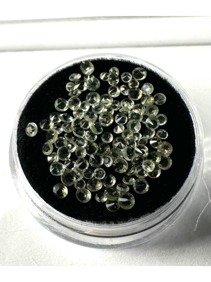 Broušený vltavín 1-2 mm – 1 ks