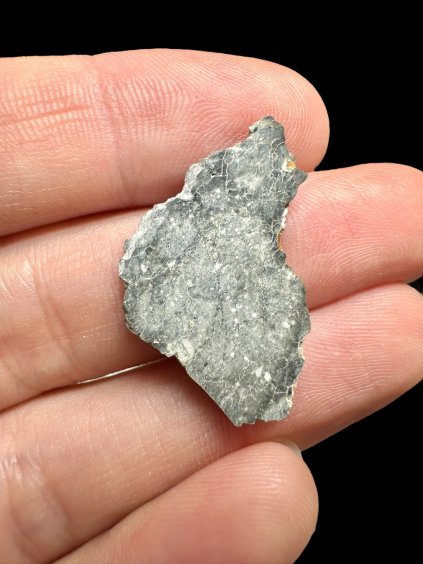 Lunar meteorite Gadamis 004 – 1,6g – Libya