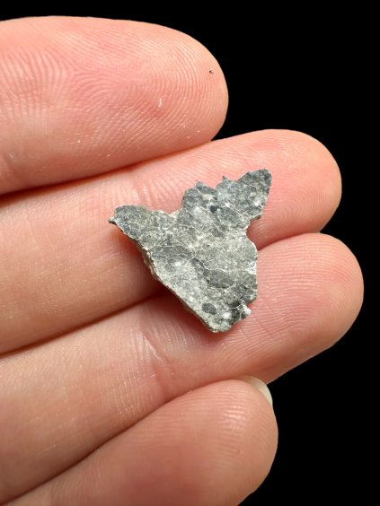 Mondmeteorit Gadamis 004 – 0,6g – Libyen