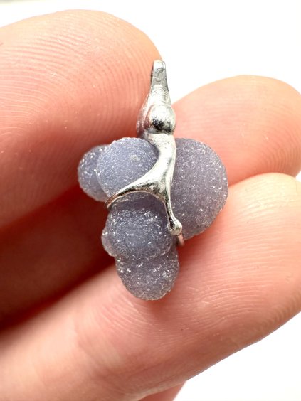Traubenchalcedon Anhänger