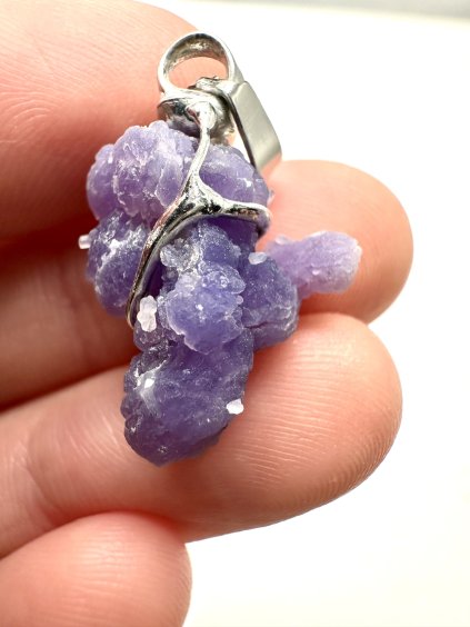 Grape chalcedony pendant