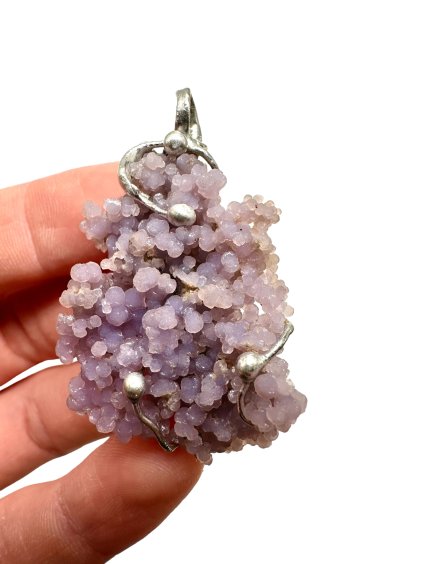Grape chalcedony pendant