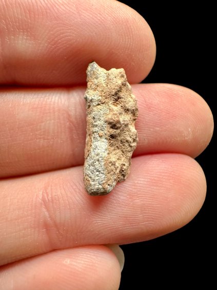 Lunární meteorit Bechar 007 – 0,9g – Alžírsko