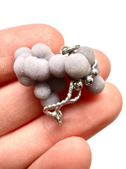 Grape chalcedony pendant