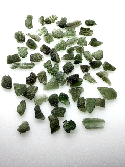 Moldavite aus Chlum – 100g