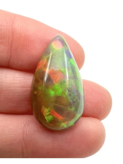 Drahý opál – Kabošon 13,8ct – Welo, Etiopie