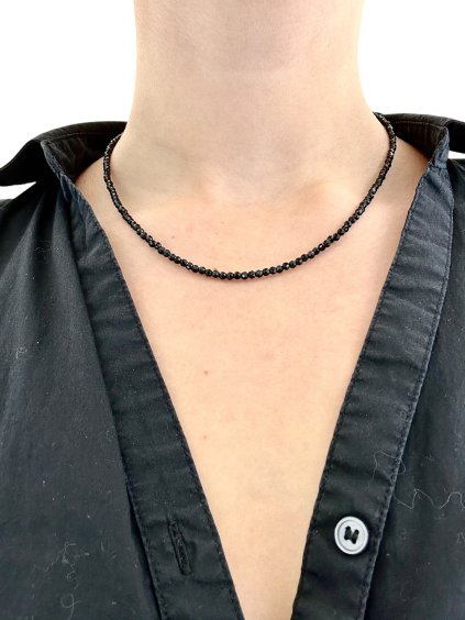 Halskette aus schwarzem Spinell 3 mm – Facettierte Perlen