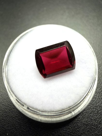 Facettierter Granat 3,2ct – Almandin – Indien