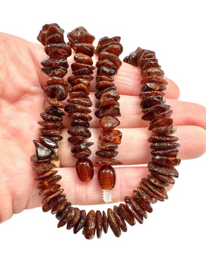 Necklace made of tumbled genuine amber / dark – random piece