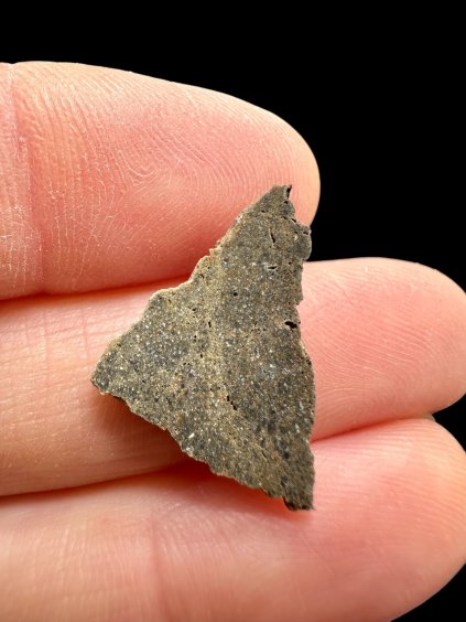 Lunar meteorite Ash Shaqqah 002 – 0,8g – Libya