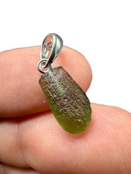 Silver moldavite pendant 0,76g