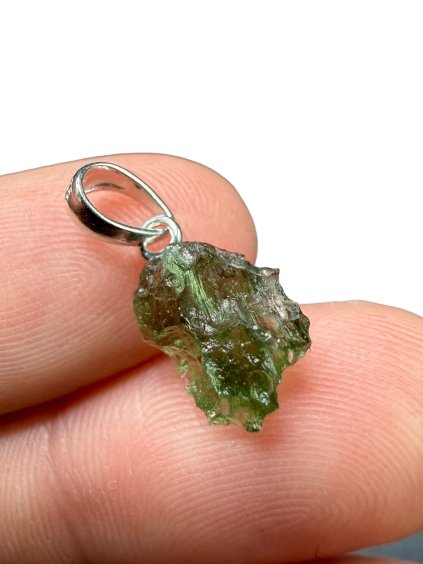Silver moldavite pendant 0,6g