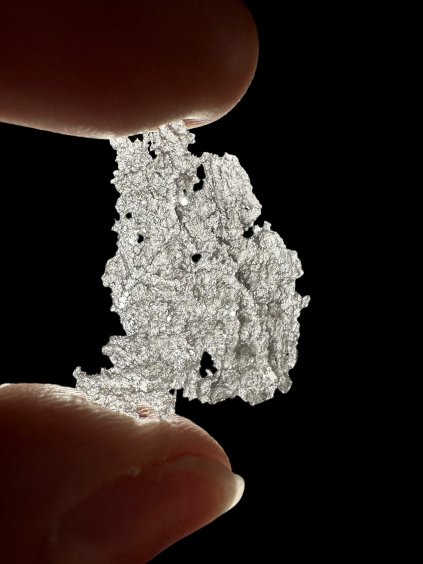 Karpathischer Obsidian – Igel – 0,4g / klingelnd