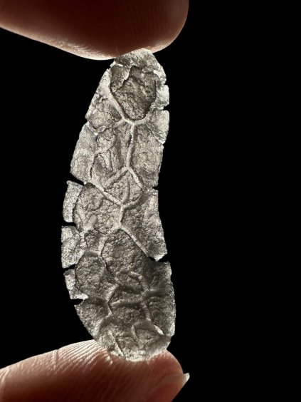 Slovenský obsidián – ježek – 2,7g / zvonivý