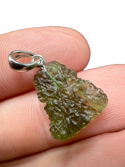 Silver moldavite pendant 1,1g